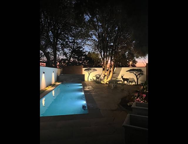2 BEDROOM APARTMENT TO LET IN BRYANSTON